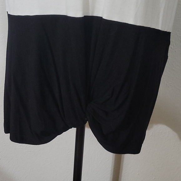 NWT Tri Color Leopard Top - Picture 3 of 3